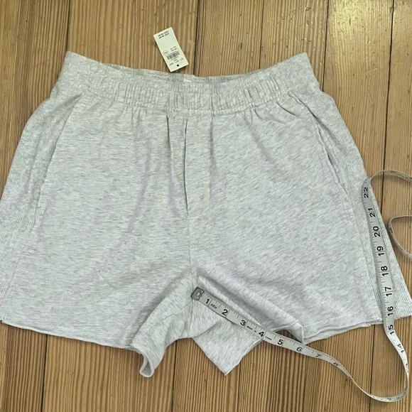 NWT Aerie Let Loose Fleece Shortie In Light Heather Grey Sz XS. - Picture 9 of 12